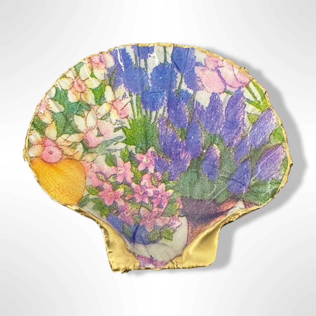 Market Bouquet Trinket Scallop Soap Dish