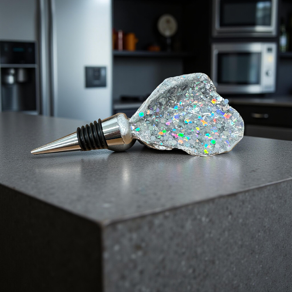 Disco Tide Glitter Oyster Shell Wine Stopper