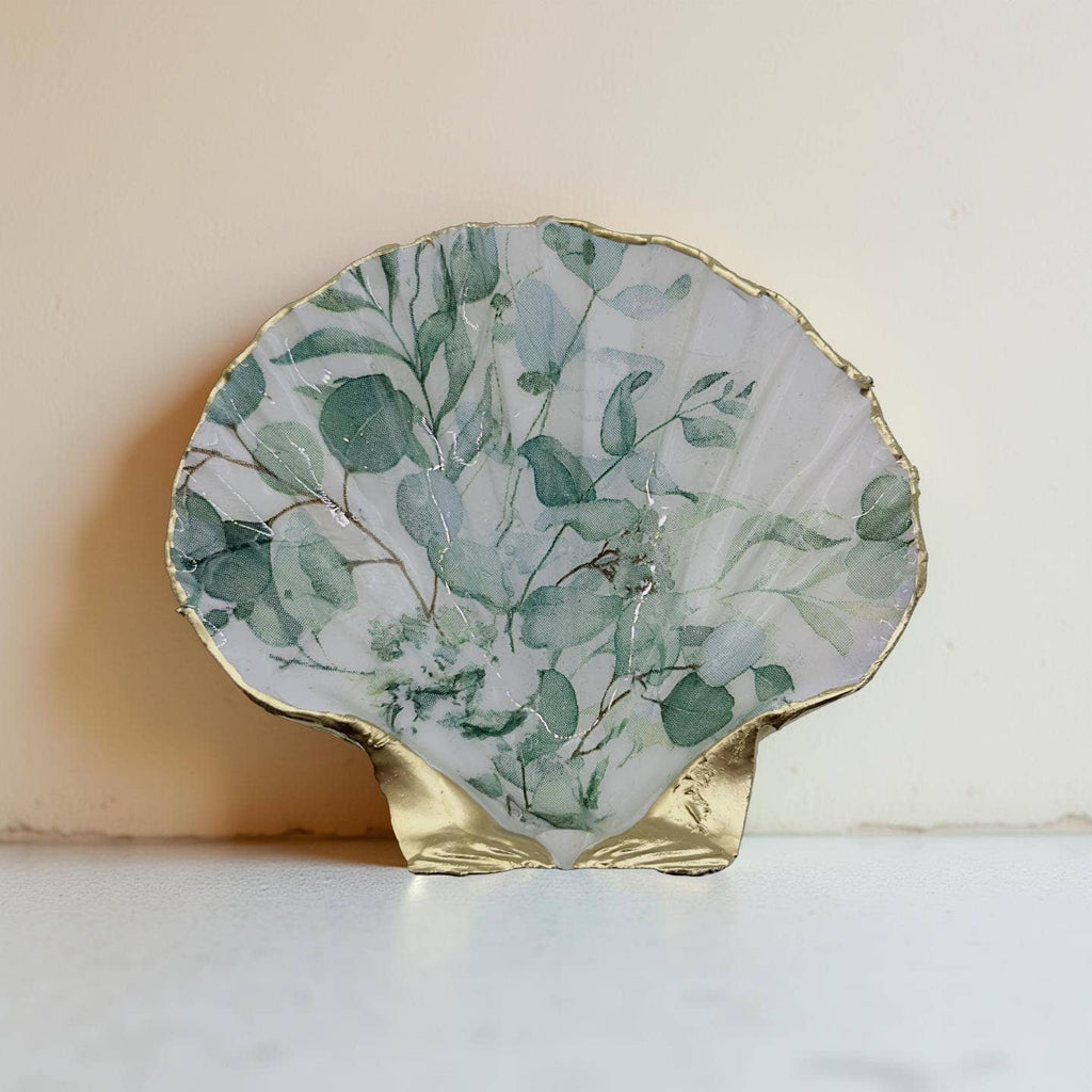 Eucalyptus motif scallop shell soap dish with gold accents