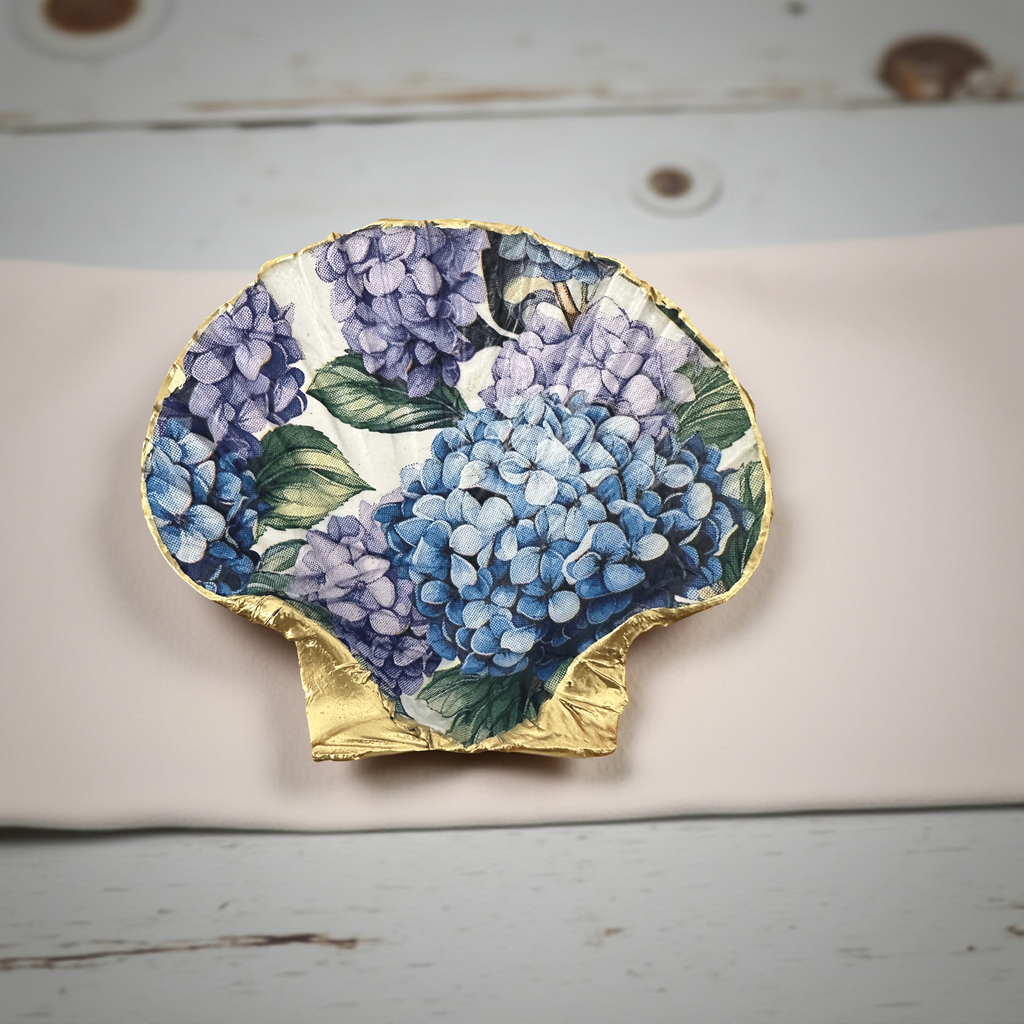 Hydrangea Heaven Scallop Dish
