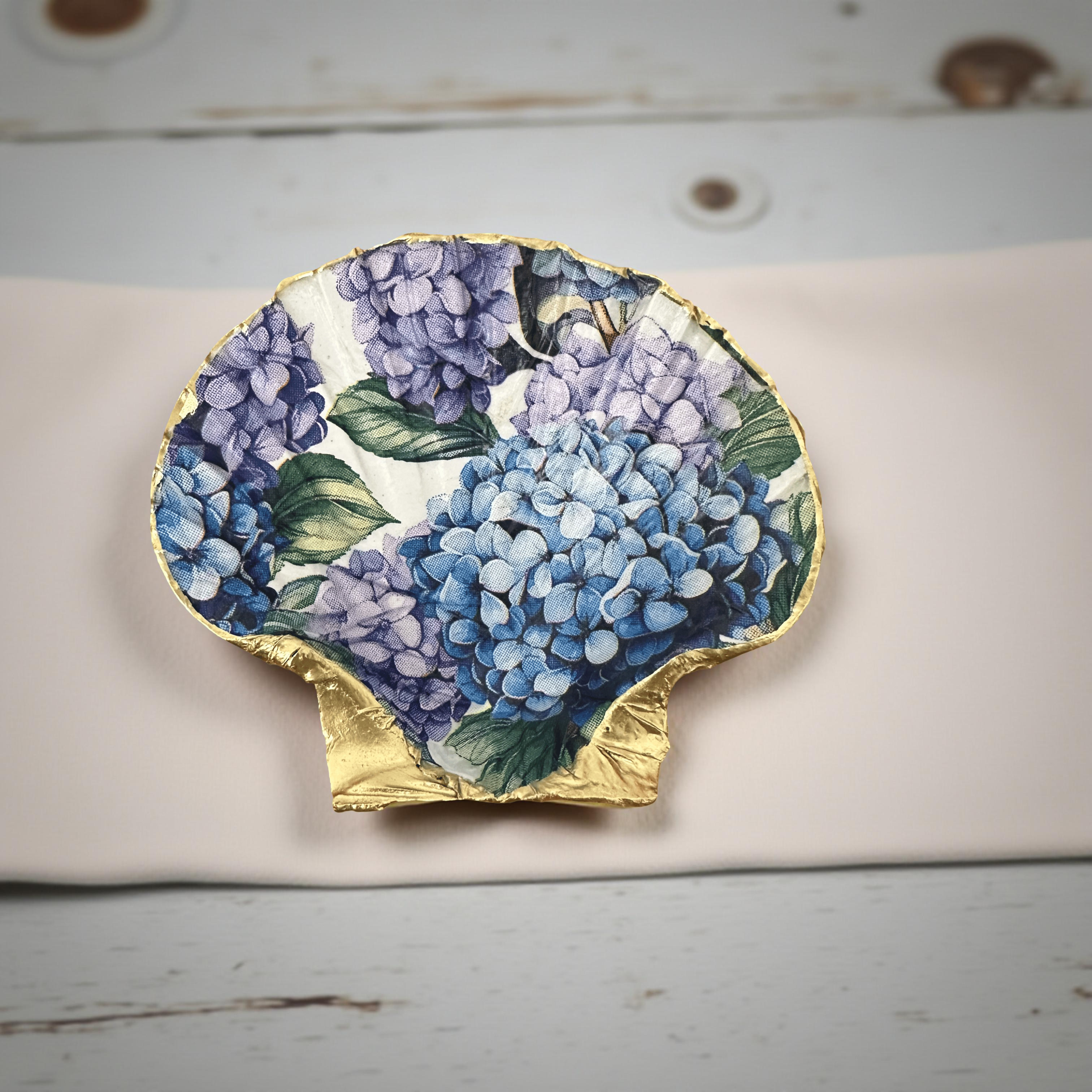 Hydrangea Heaven Scallop Dish