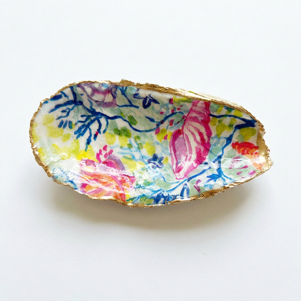 Seashell motif oyster shell jewelry dish with gold rim finish
