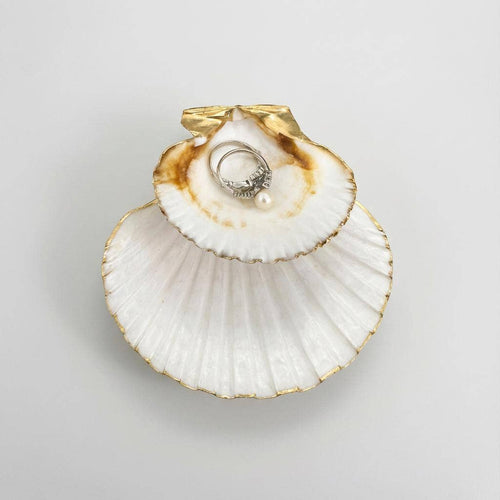 Pearl-footed scallop shell jewelry dish with gold finish