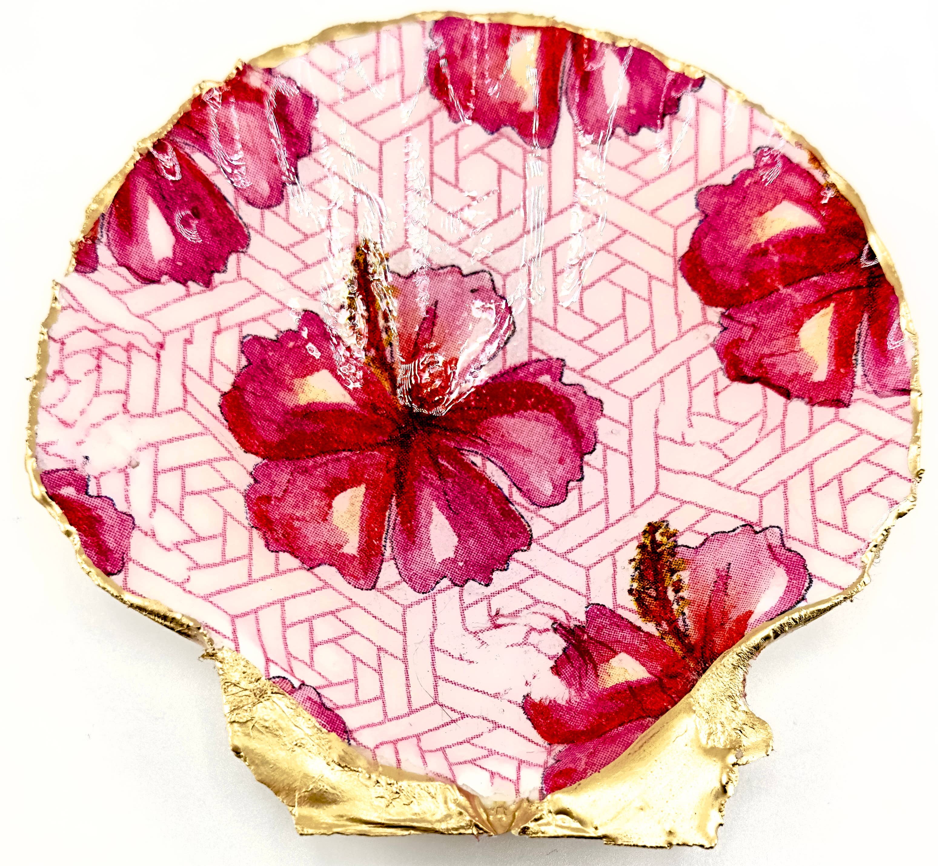 Tropical floral motif shell soap dish with gold accents