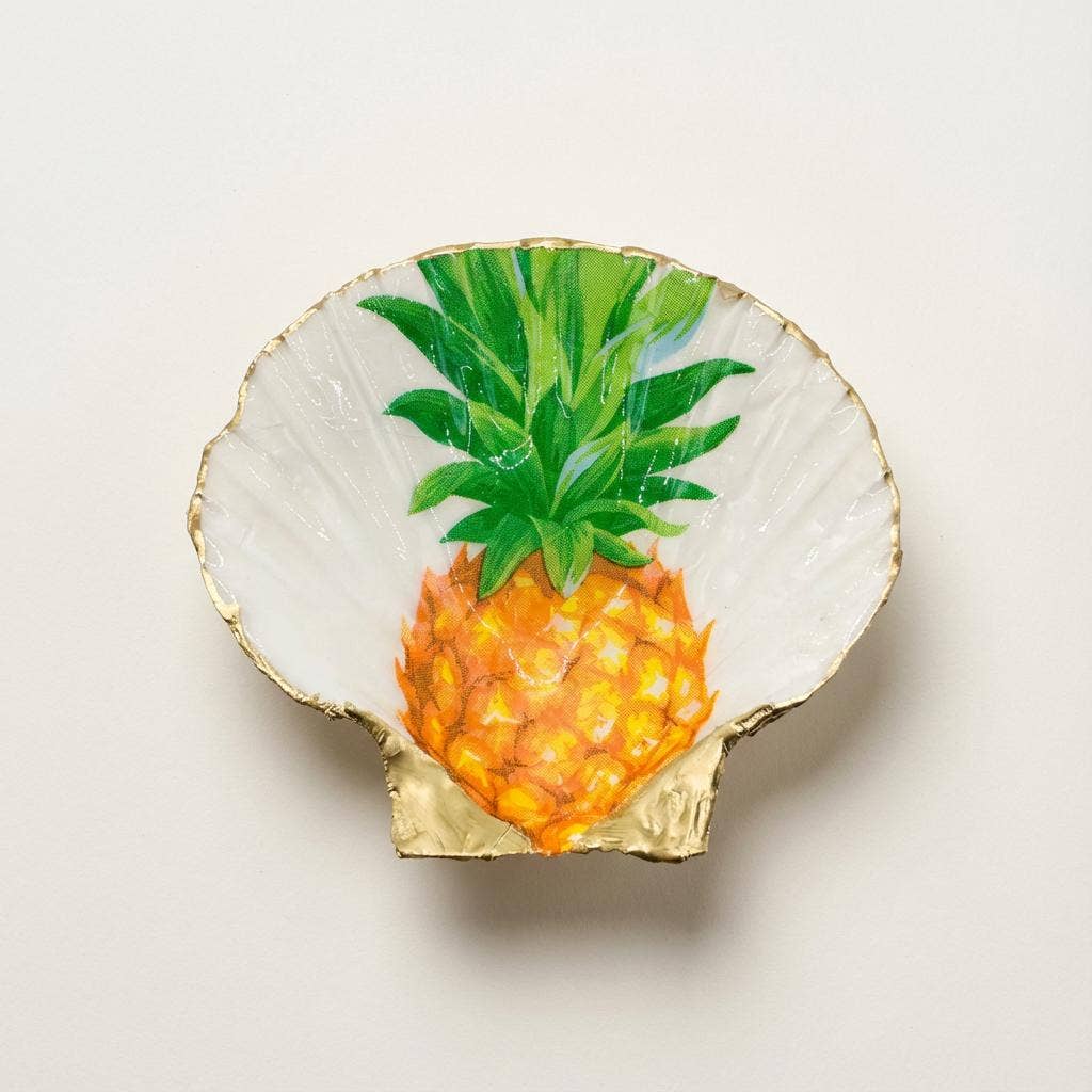 Tropical pineapple motif scallop shell trinket dish with gold finish
