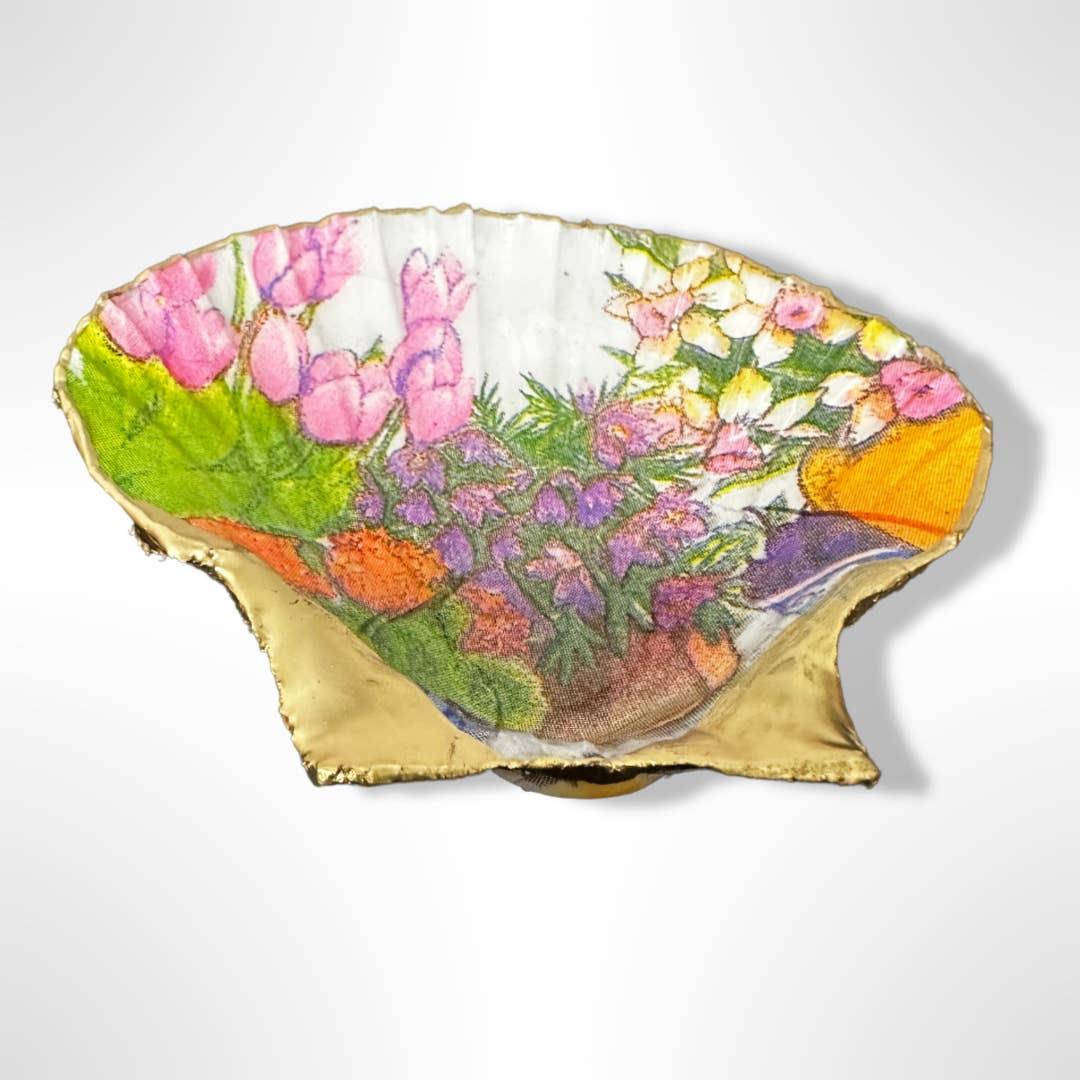 Market Bouquet Trinket Scallop Soap Dish